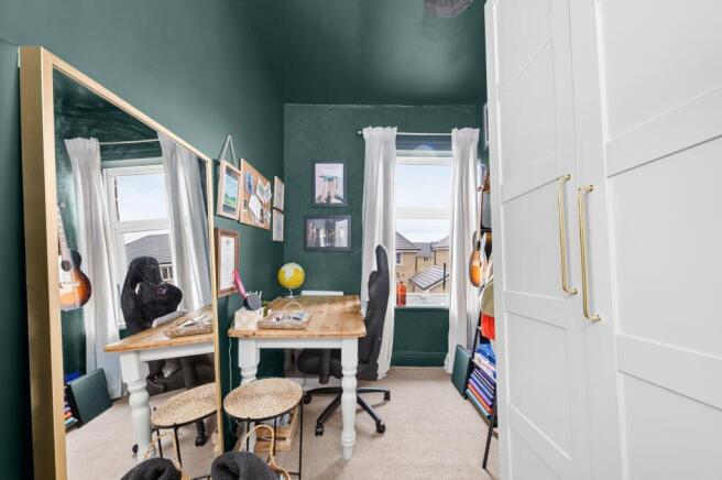 3 bed Terraced for sale Image 12