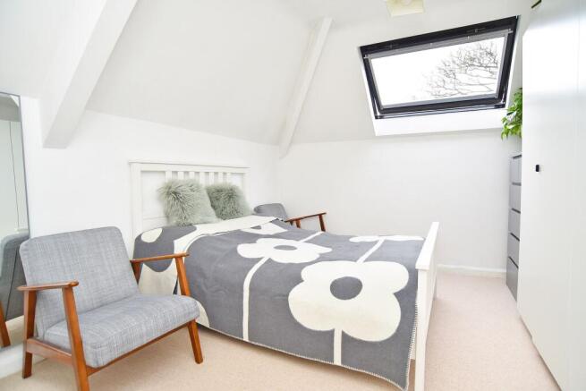 2 bed House for sale Image 5