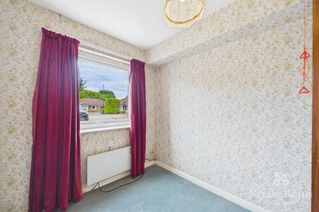 2 bed Apartment for sale Image 11