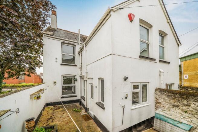Summerland Terrace, Barnstaple, EX32 photo 3
