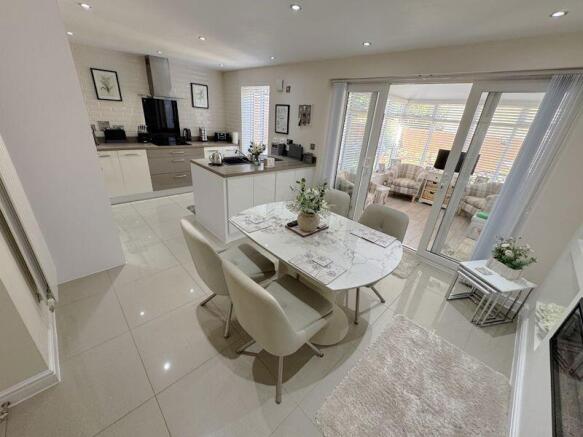 Family Dining Kitchen