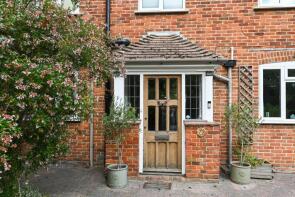 28, St Stephen's Hill, Canterbury CT2 7AX