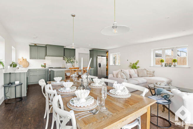 Market Lane, Greet photo 4