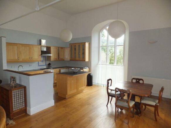 Kitchen/ Dining...