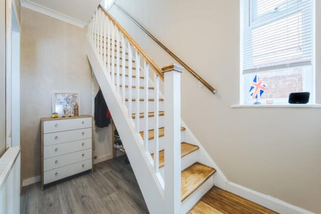 Cypress Grove, Swindon, SN2 1JP photo 4