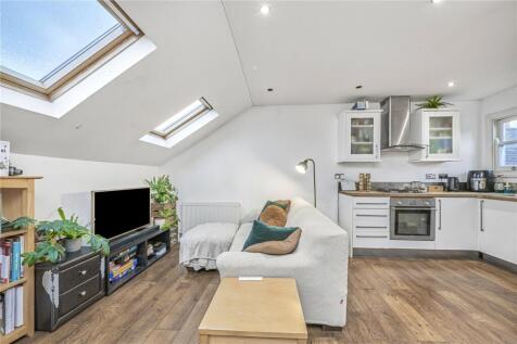 Hubert Grove, Top Floor Flat, London, SW9