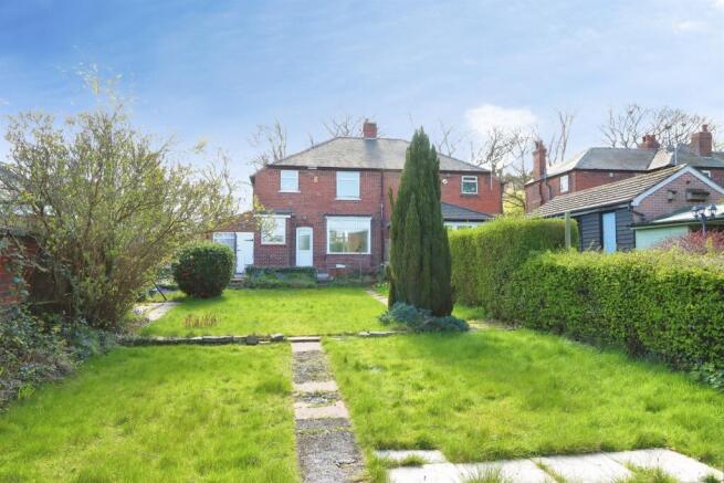 3 bed Semi-Detached for sale Image 4