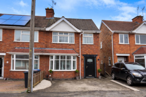 7, Burleigh Road, Hinckley LE10 0DG