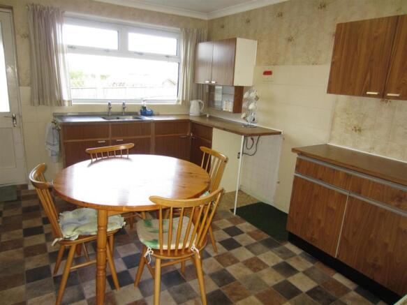Kitchen/Breakfast Room