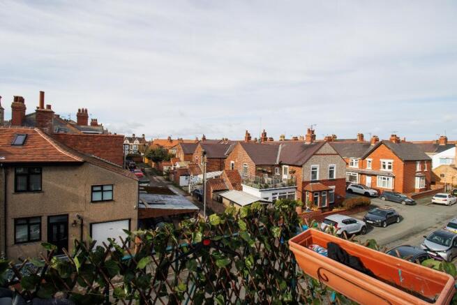 2 bed Flat for sale Image 8