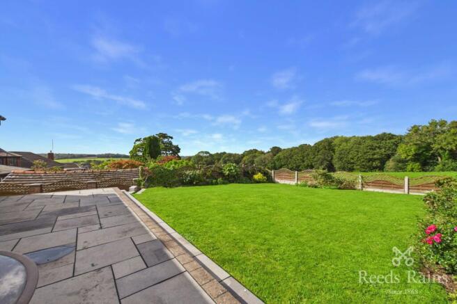 Moss Bank Road, St. Helens, Merseyside, WA11 photo 4