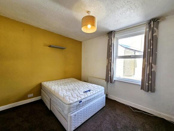 2 bed Terraced for sale Image 7