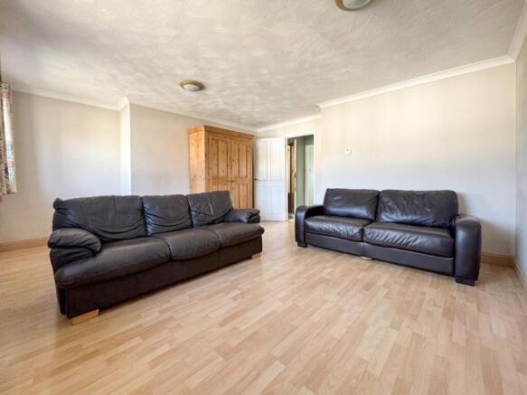 Lounge B