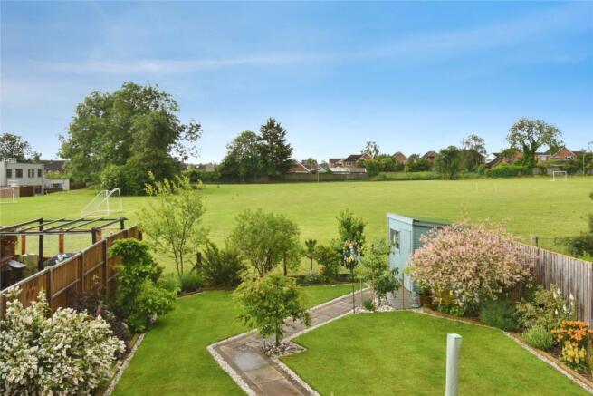 Garden & View