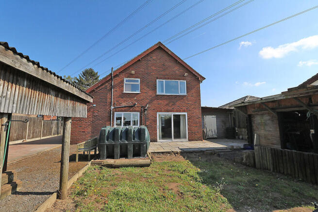 Godnow Road, Crowle photo 4