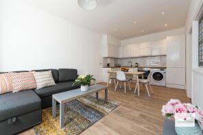 Flat 5, 37, Queensborough Terrace, London W2 3SY