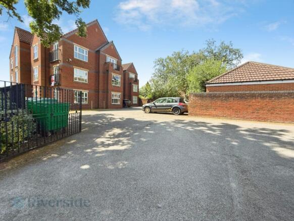 2 bed Apartment for sale Image 9