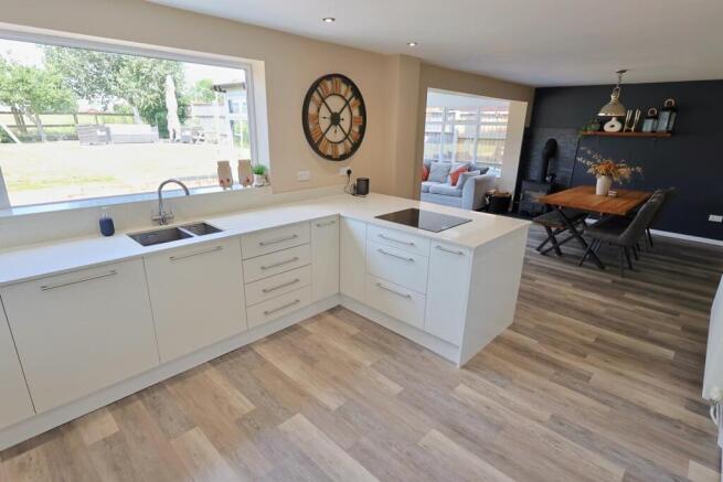 Kitchen / Diner