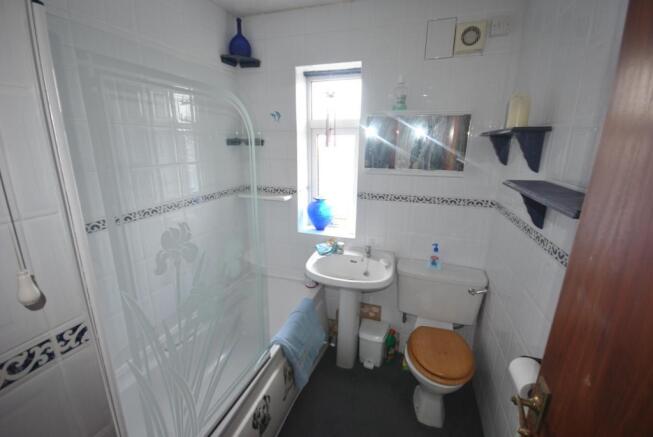 Upstairs Bathroom