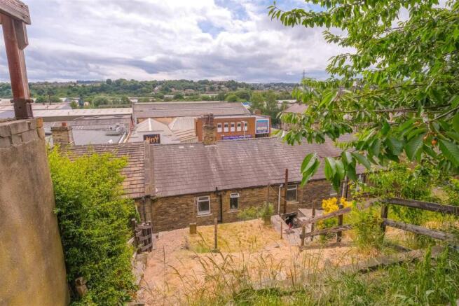 2 bed Terraced for sale Image 9
