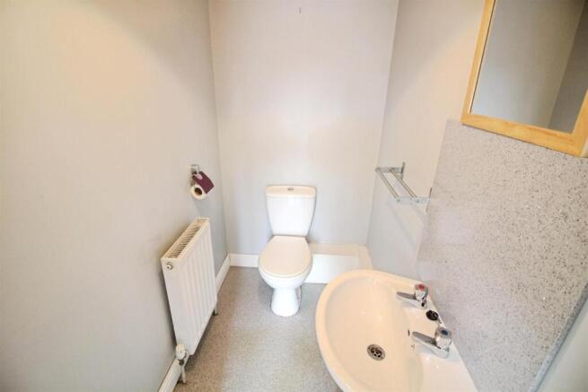 2 bed Semi-Detached for sale Image 8