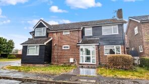 3, Ash Grove, Ipswich IP9 2UW