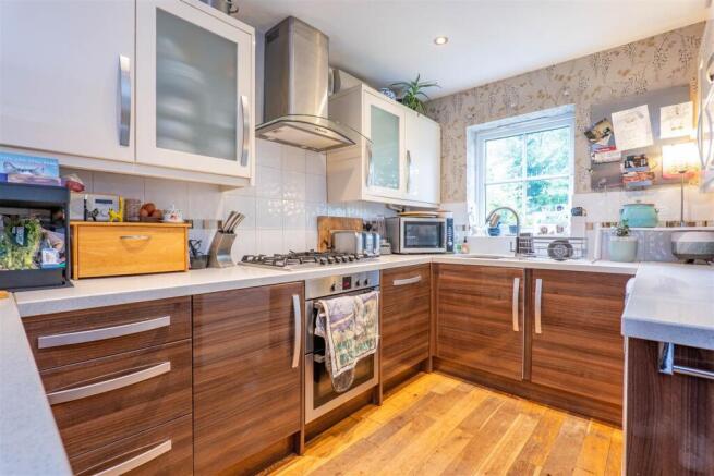 Lounge/Kitchen