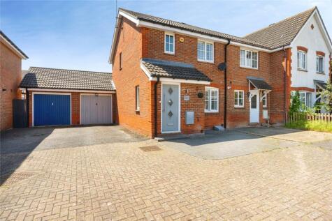 Bishop Close, Leighton Buzzard, Bedfordshire, LU7