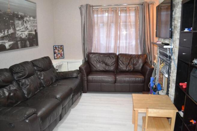 LOUNGE AREA