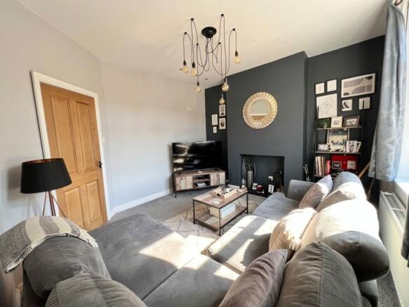 2 bed Terraced for sale Image 8