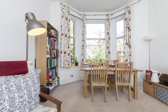 Greencroft Gardens 99 F4 new hi living room 3.jpg