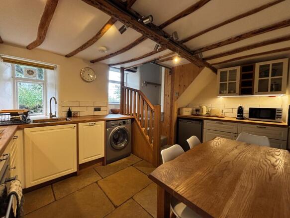 3 bed Terraced for sale Image 7