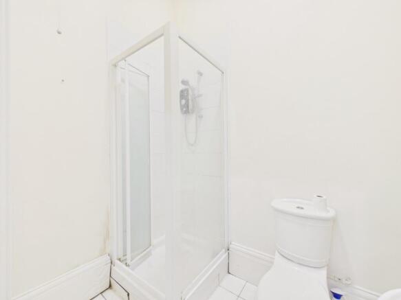 Studio for sale Image 7