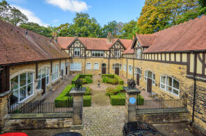 1, Bardon Hall Mews, Weetwood Lane, Weetwood, Leeds LS16 5TY