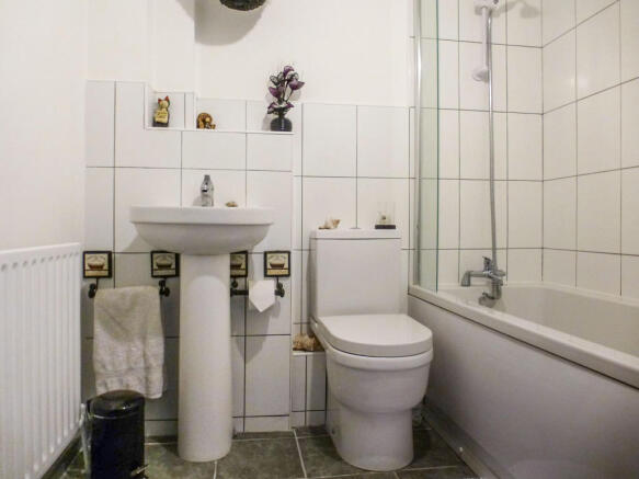 Photo 10
