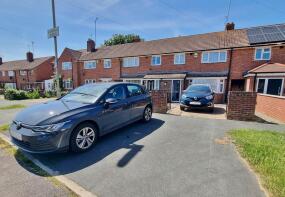 99, Ramsdale Avenue, Havant PO9 4DY