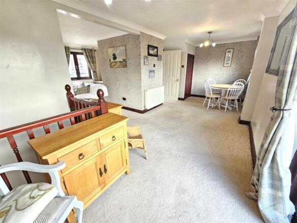 Dining or Family Room.jpg