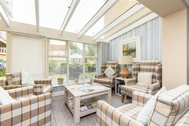 Homeowners Lounge
