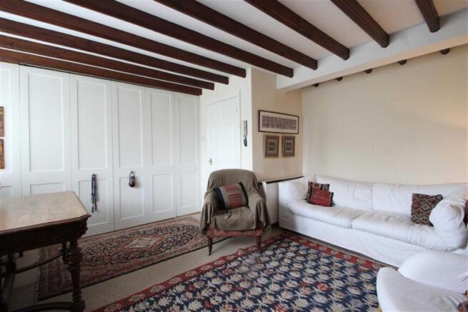 FIRST FLOOR ACCOMMOD