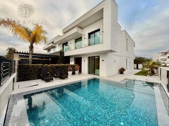 Panorama Villa with 4 Bedrooms in Almancil