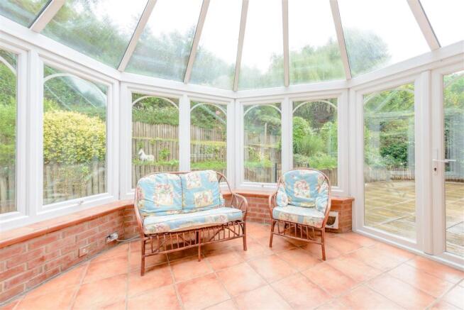 8420931-interior13.jpg