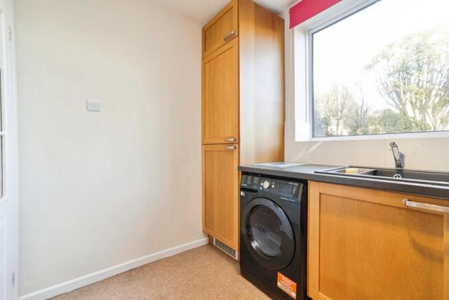 2 bed Detached Bungalow for sale Image 6