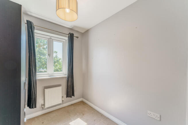 3 bed Terraced for sale Image 10