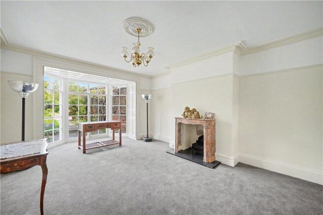 7 bed Detached for sale Image 10
