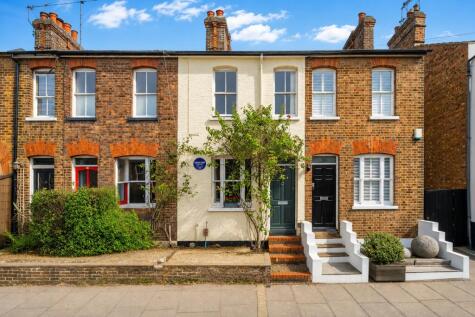 Cannon Street, St. Albans, Hertfordshire, AL3
