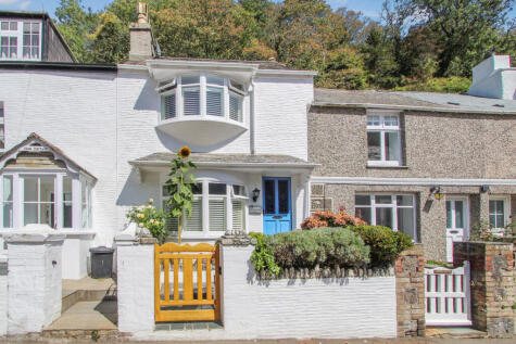 The Coombes, Looe, PL13