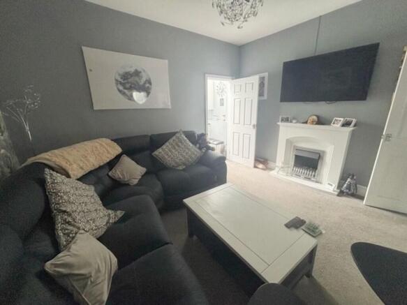 76 Charles St 8