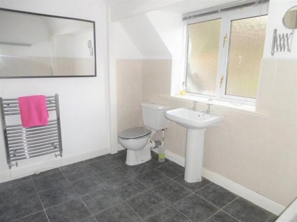 Bathroom/Shower Room