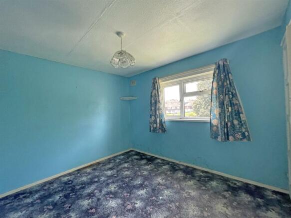 Berwick Avenue - Bed 2...jpg
