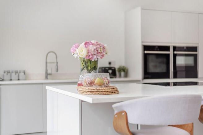 Lifestyle Shot 1
